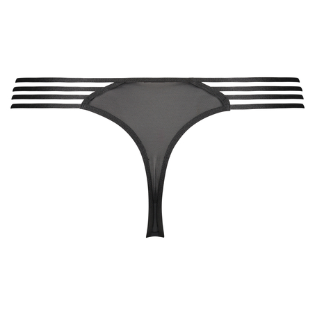 Roman Thong, Black