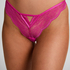 Isabelle Cheekini, Pink