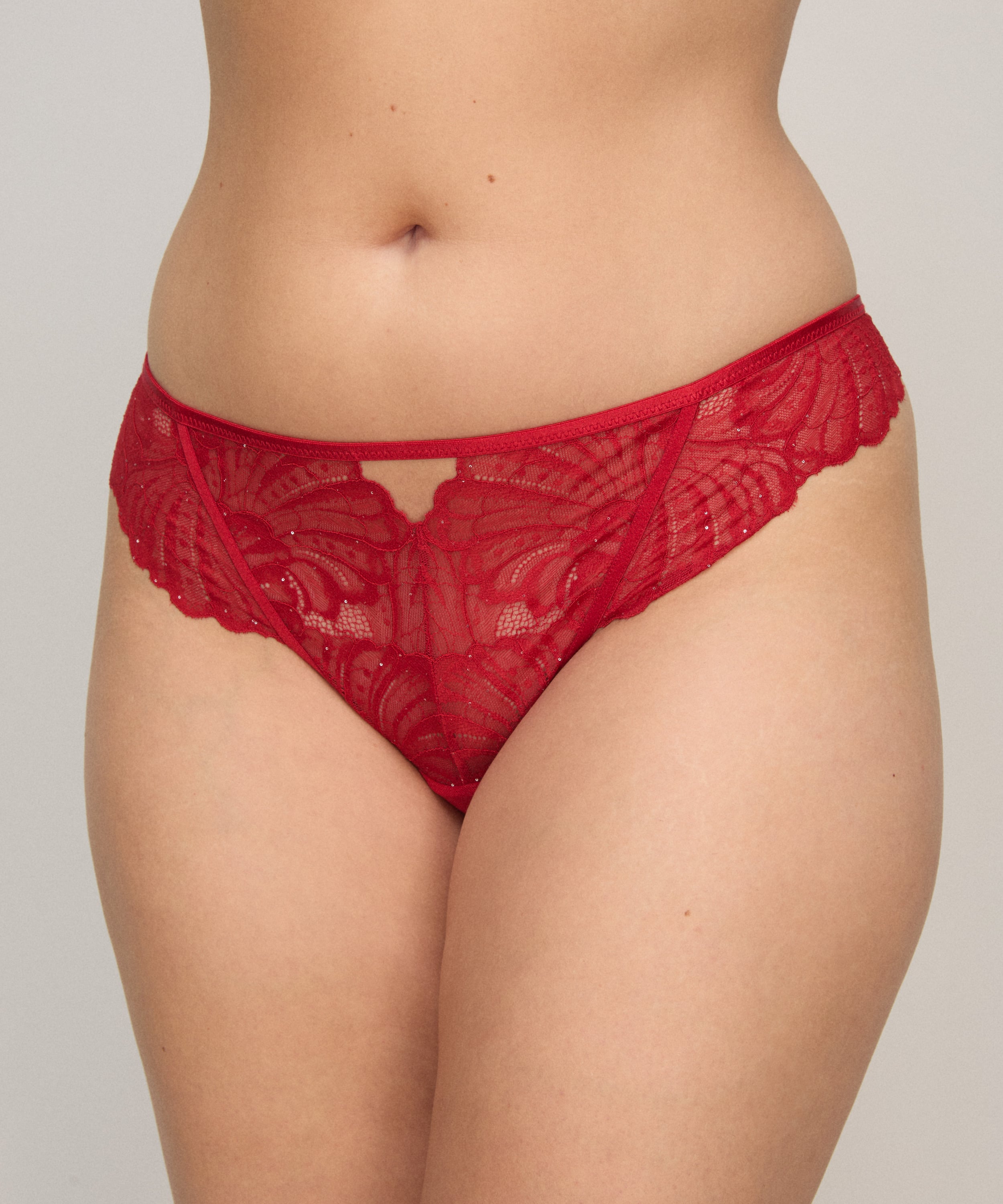Thong Erica, Red, main