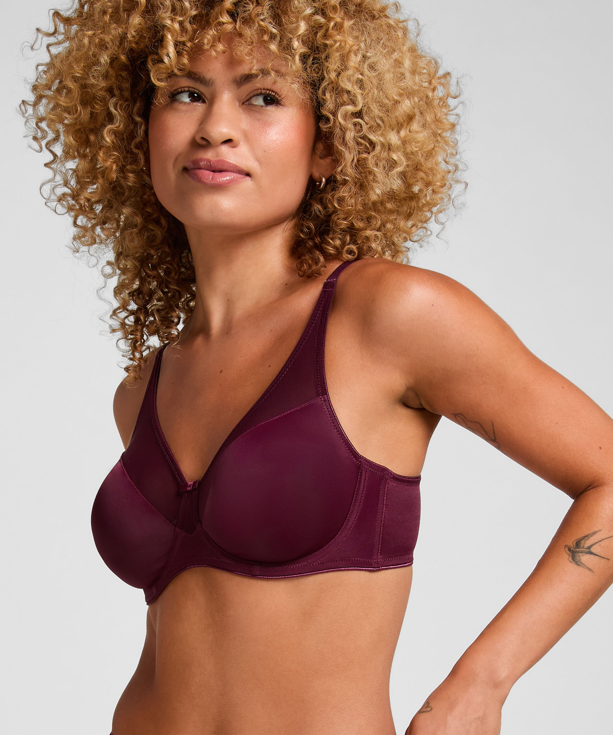 Nina Non-Padded Underwired Minimizer Bra, Red