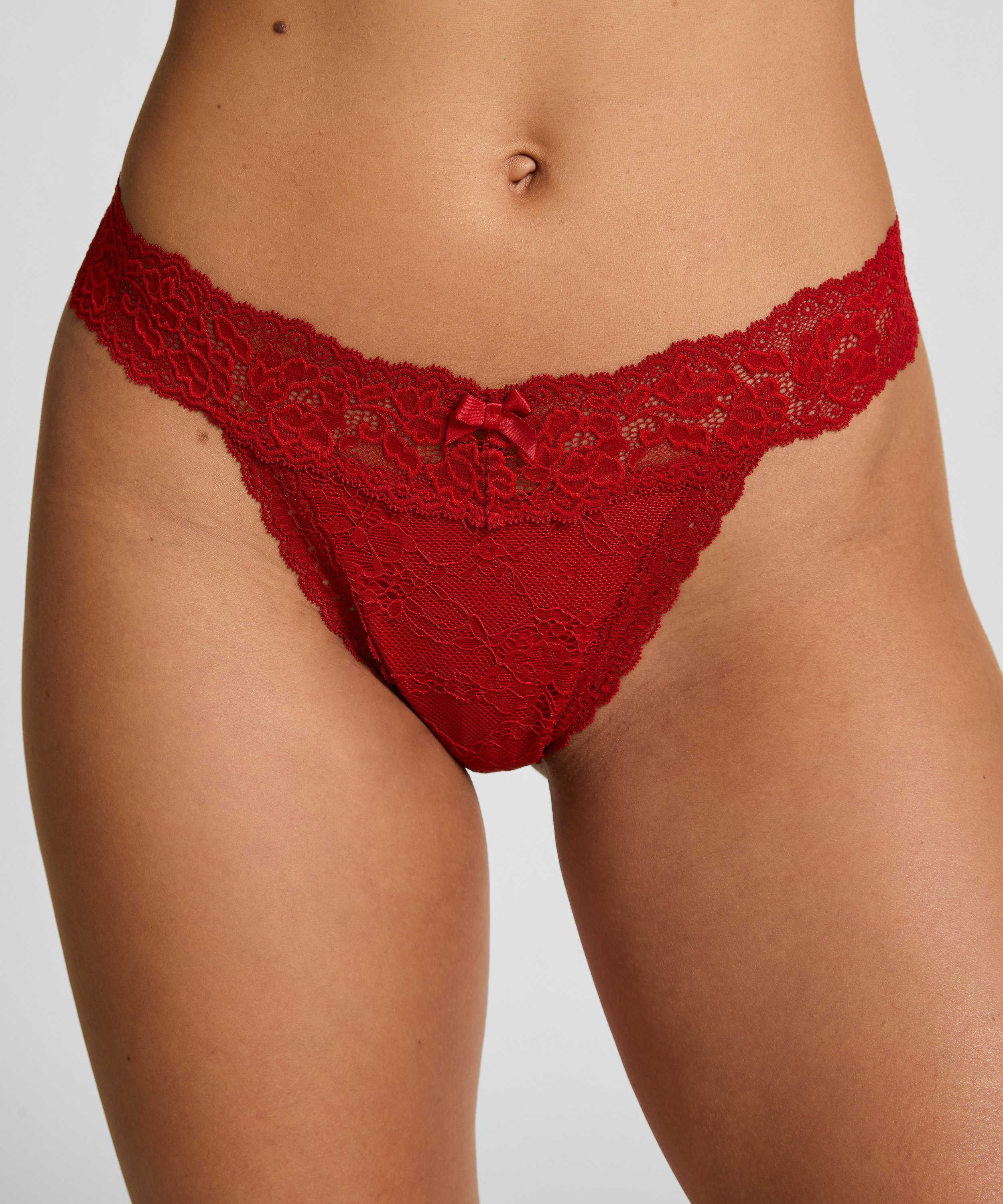 Madison Extra Low Thong, Red, main