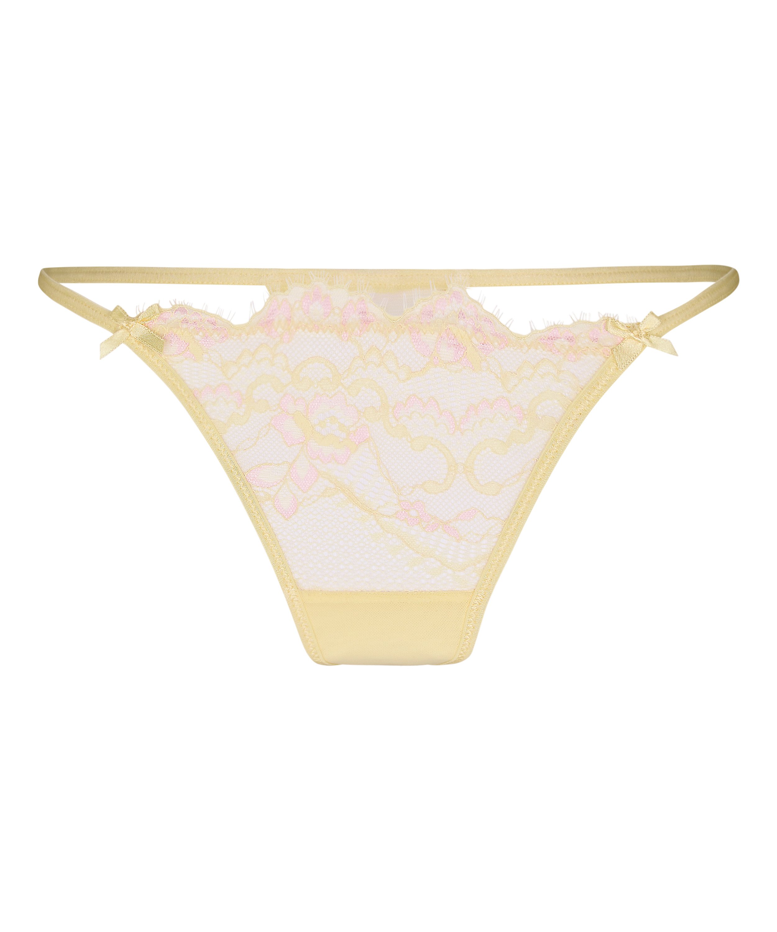 Silvia Thong, Yellow, main
