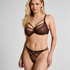 Rianne Thong, Brown
