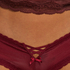 Brazilian Vixen, Red