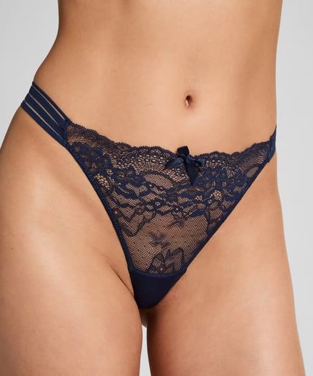Sully Thong, Blue