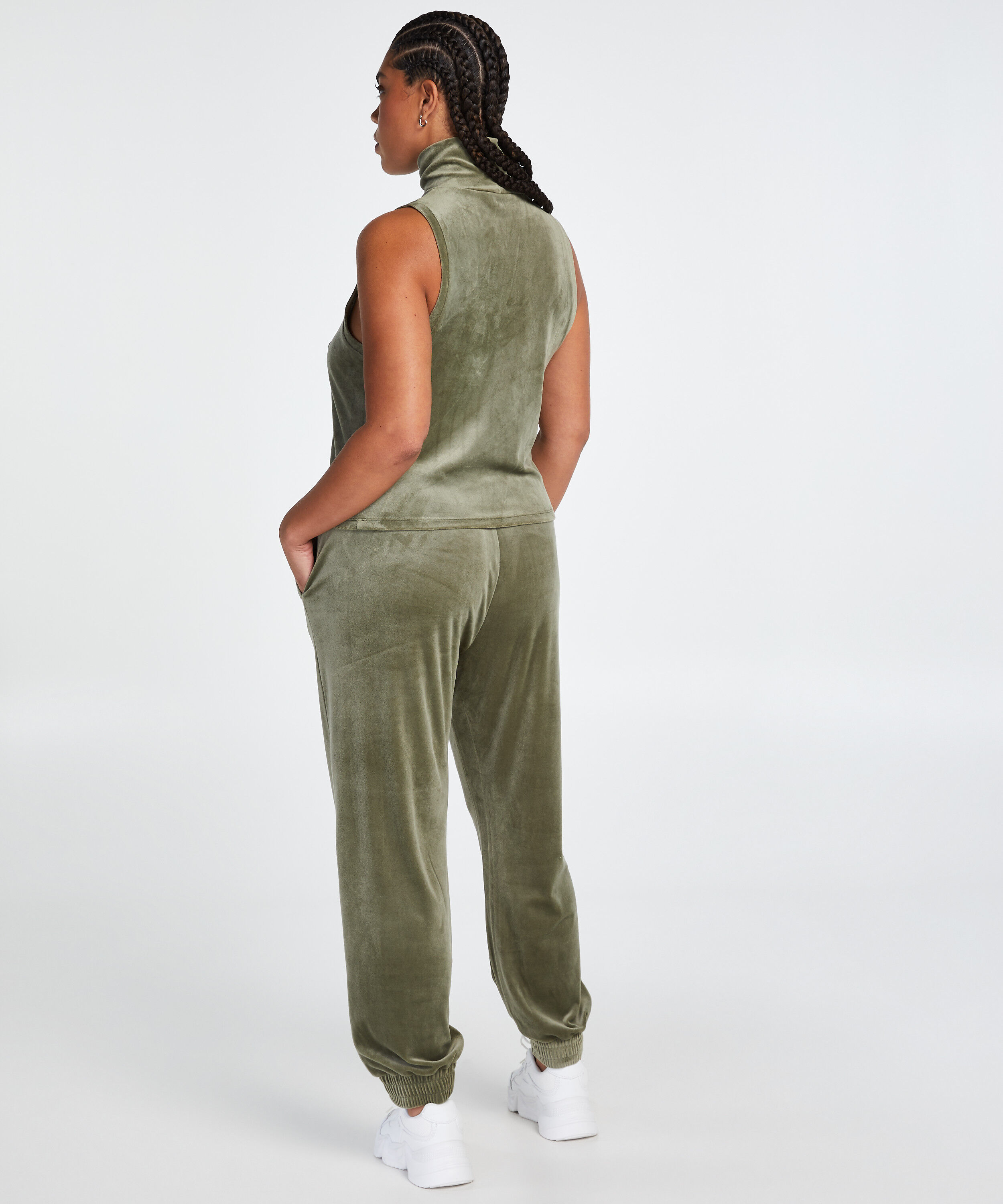 Velour Jogging Bottoms for €15 - Pajama 