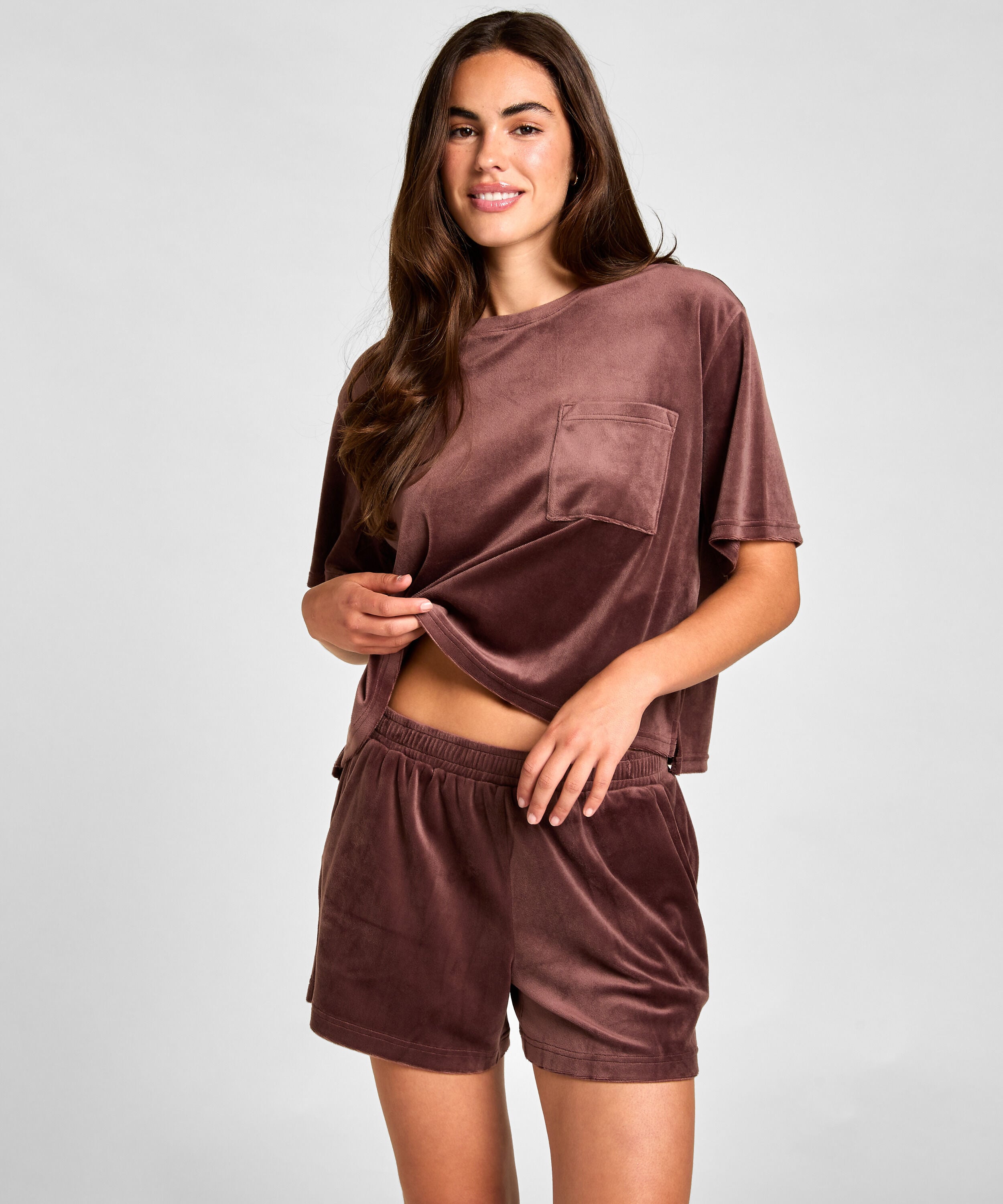Velvet Pocket shorts, Brown