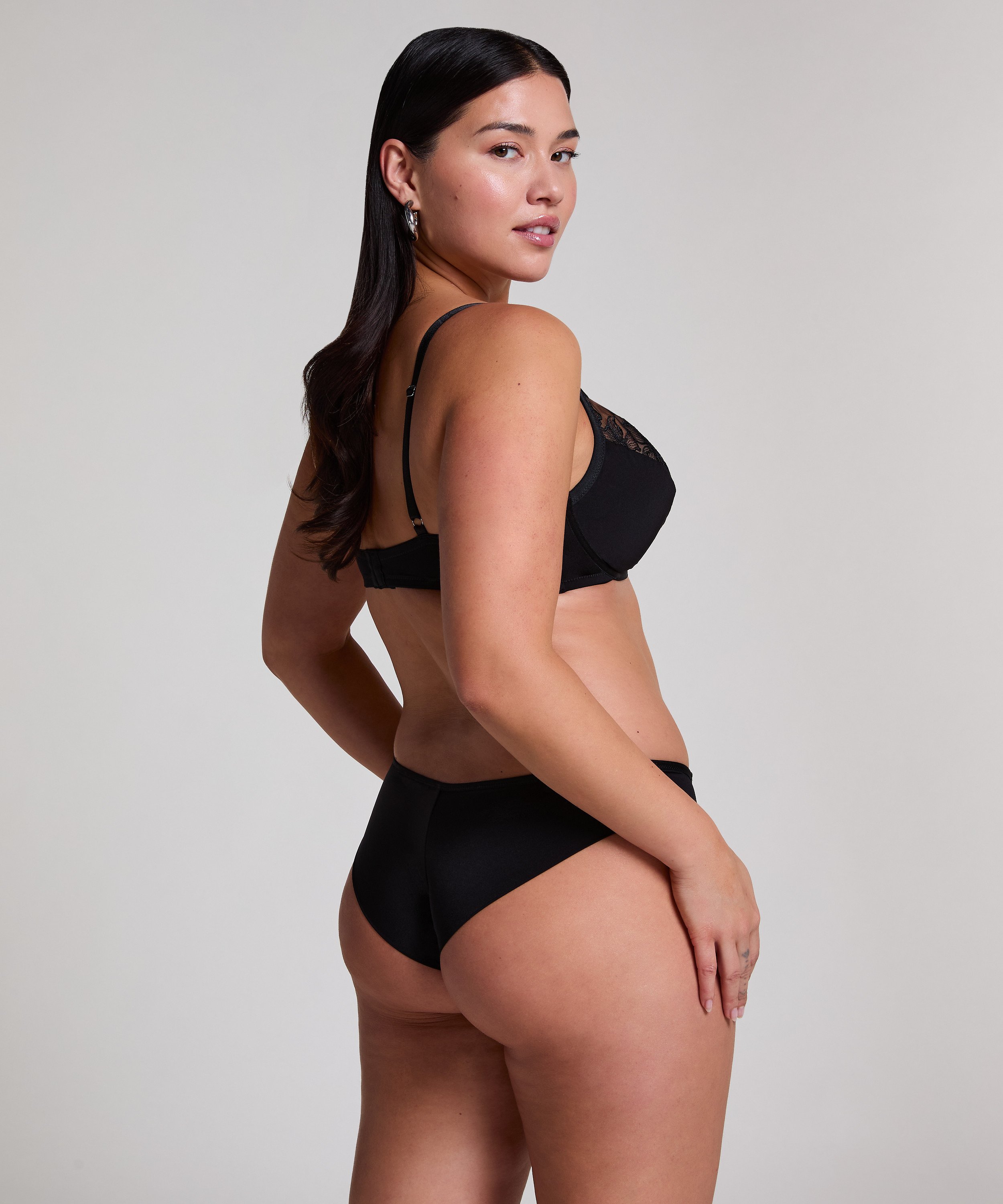 Jemima Brazilian, Black, main