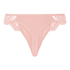 Daisy Thong, Pink