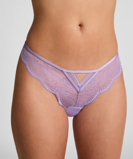 Isabelle Cheekini, Purple