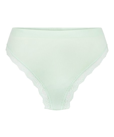 Lola Thong, Green