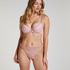 Estelle Thong, Pink