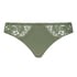 Andrea Thong, Green