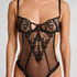 Scarlett Body, Black