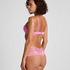 Annika Boxerthong, Pink
