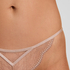 Isabelle Thong, Brown