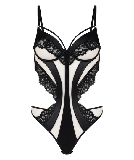Nisha Body, Black