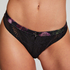 Amelie Thong, Black