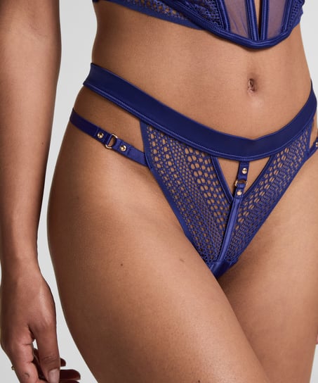 Missy Thong, Blue