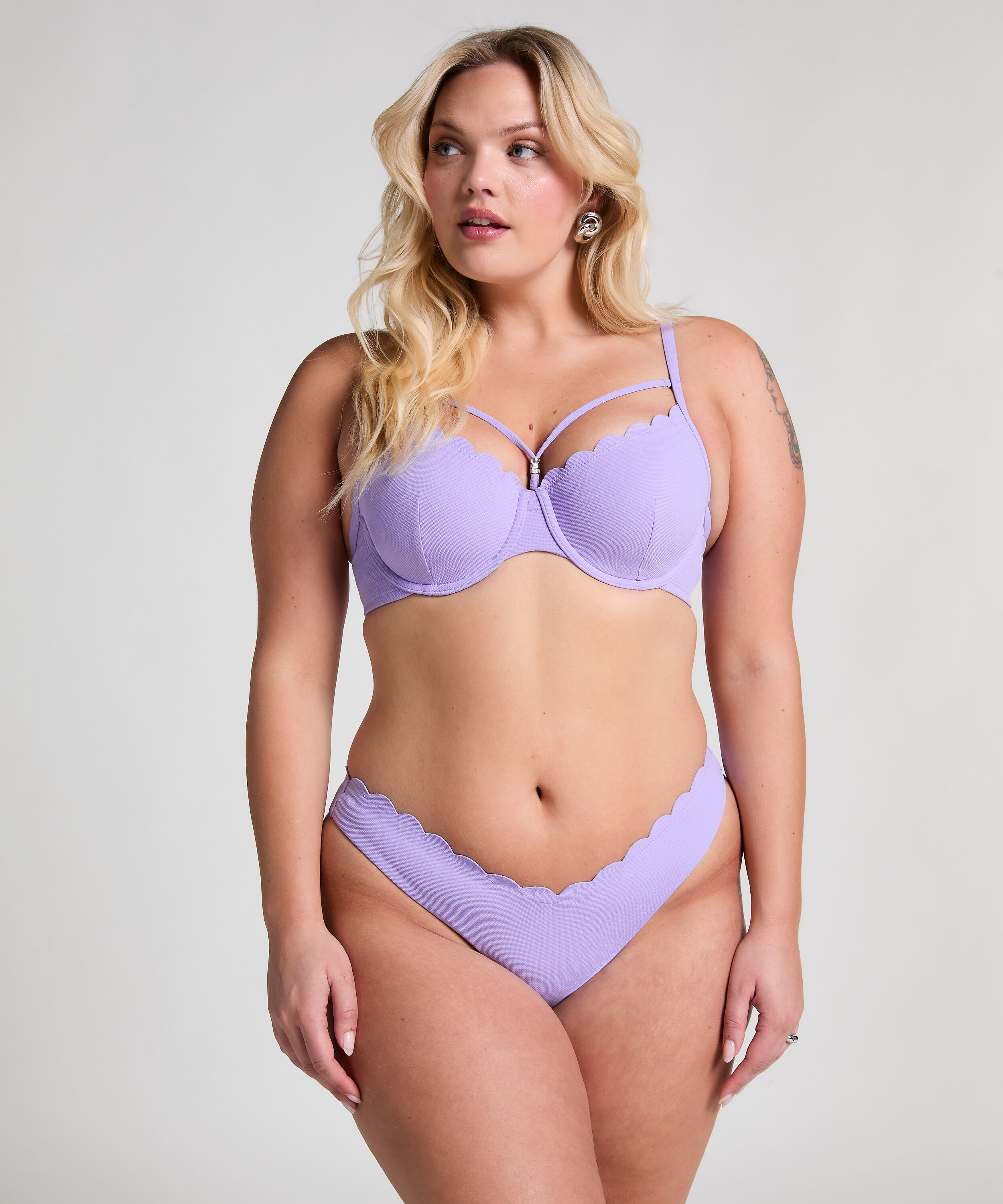 Scallop Padded Underwired Bikini Top, Purple