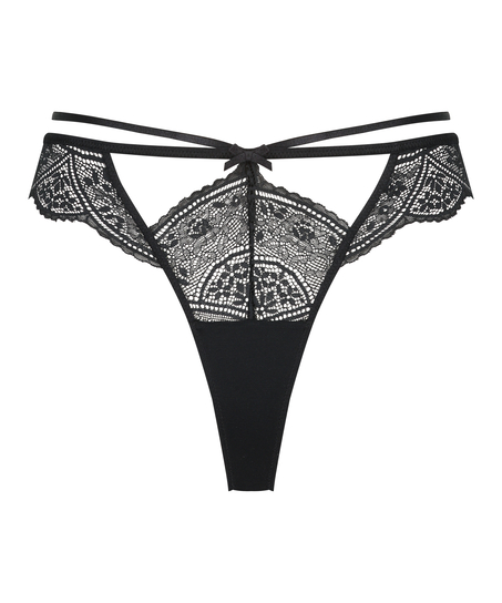 Thea Thong, Black