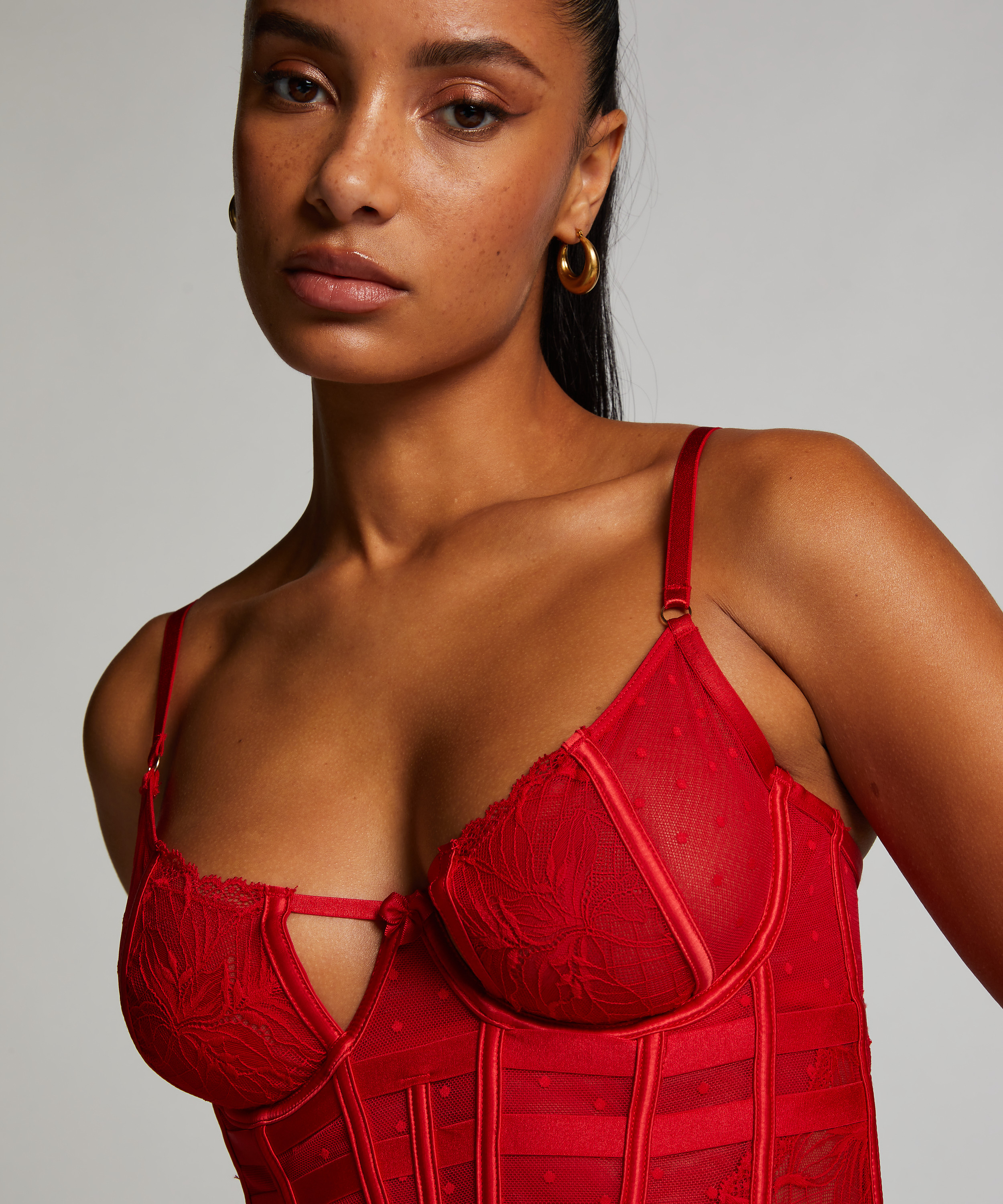 Lulu Bustier, Red, main