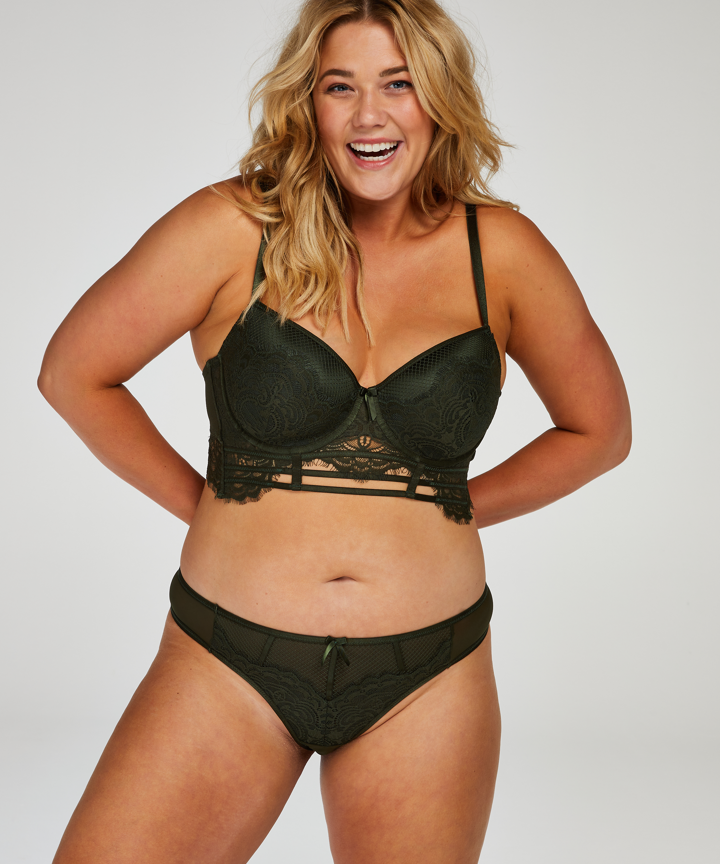 Yves Thong, Green, main