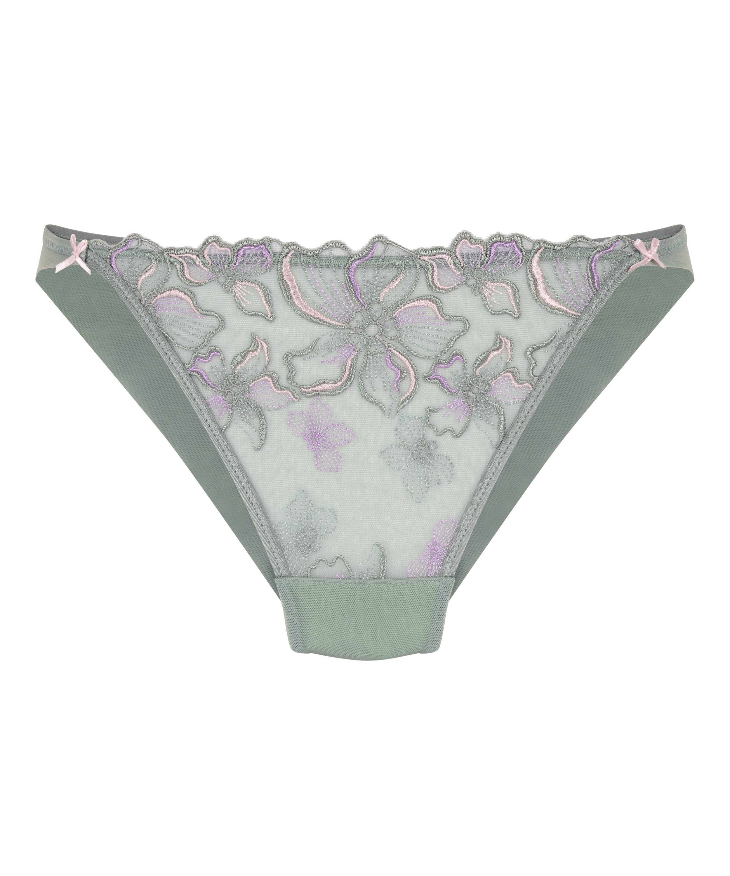 Lauren Brazilian, Green, main