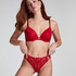 Belle Brazilian, Red