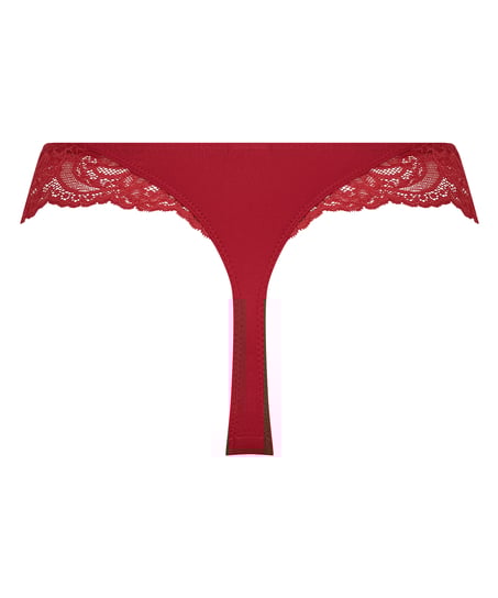 Sophie Thong, Red