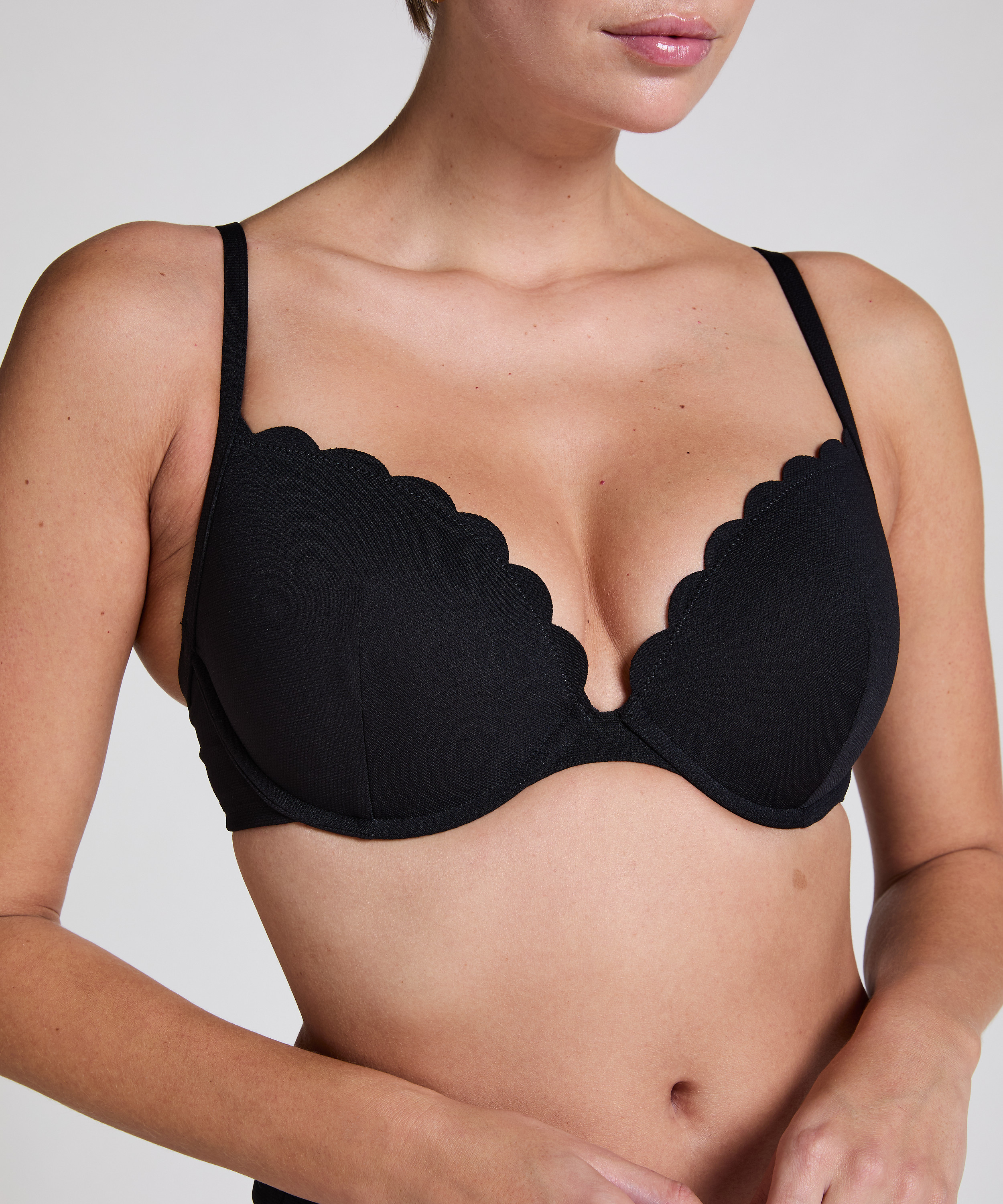 Scallop push-up underwired bikini top Cup A - E, Black, main