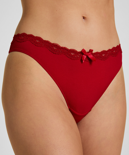 Lola Thong, Red