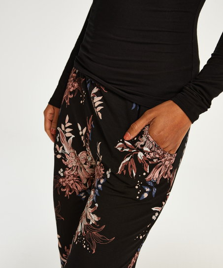 Dahlia Long-sleeved Pyjama Set, Black