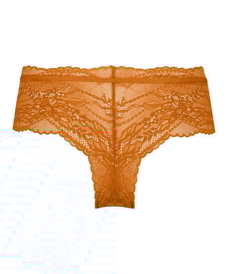 Vikki Boxer, Orange