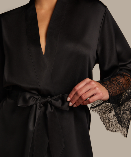Camille Kimono, Black