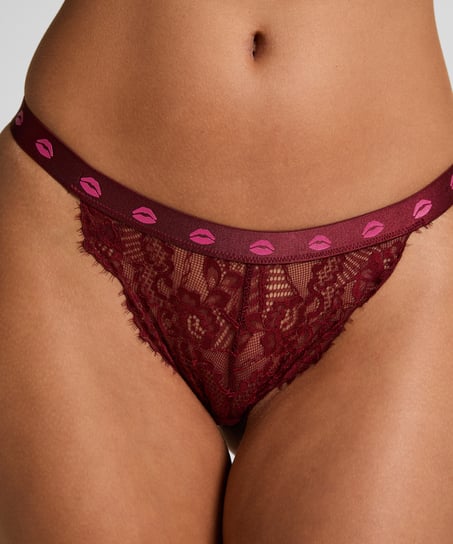 Kiss Thong, Red