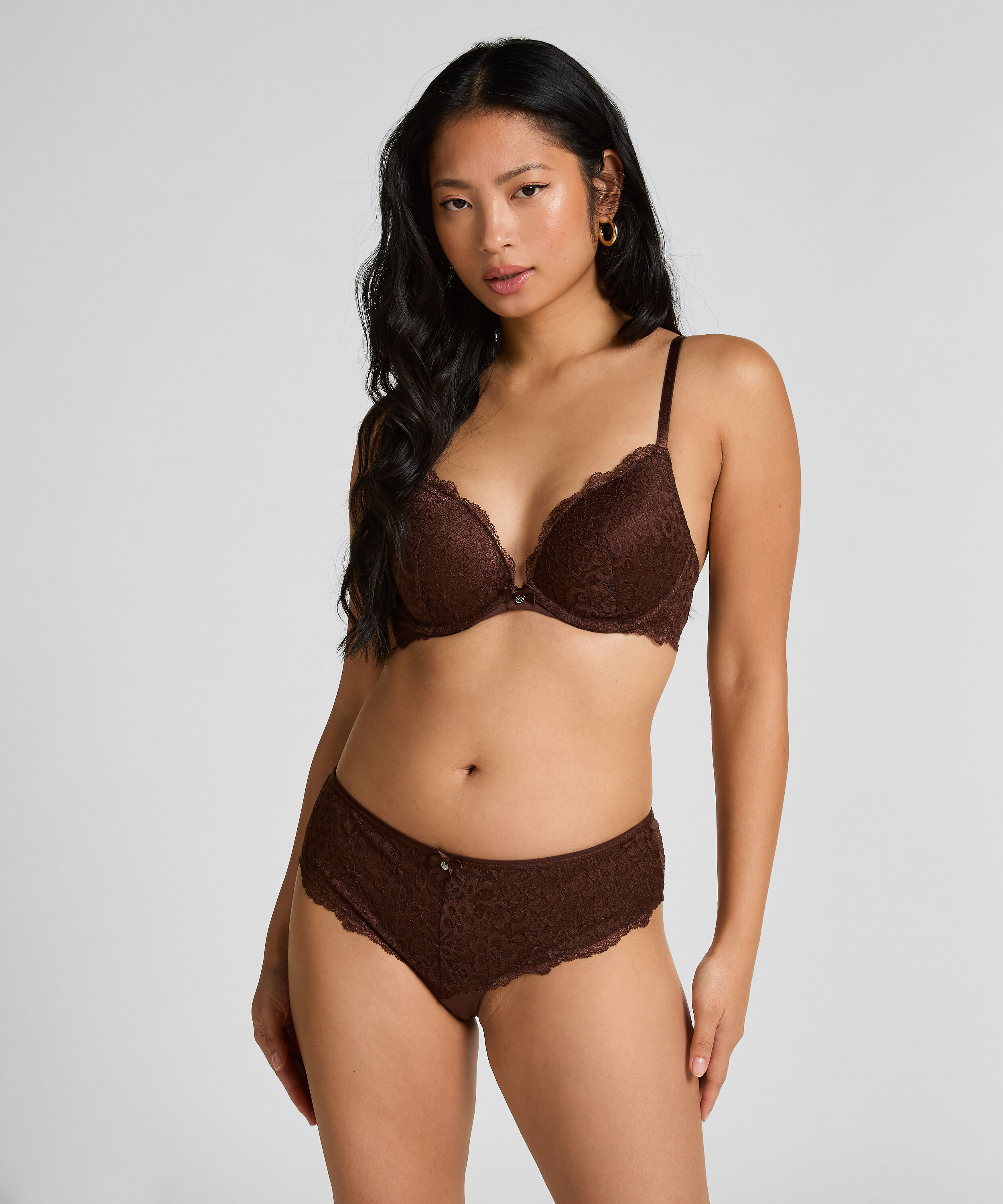 Marine Brazilian, Brown