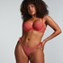 Mary Thong, Red