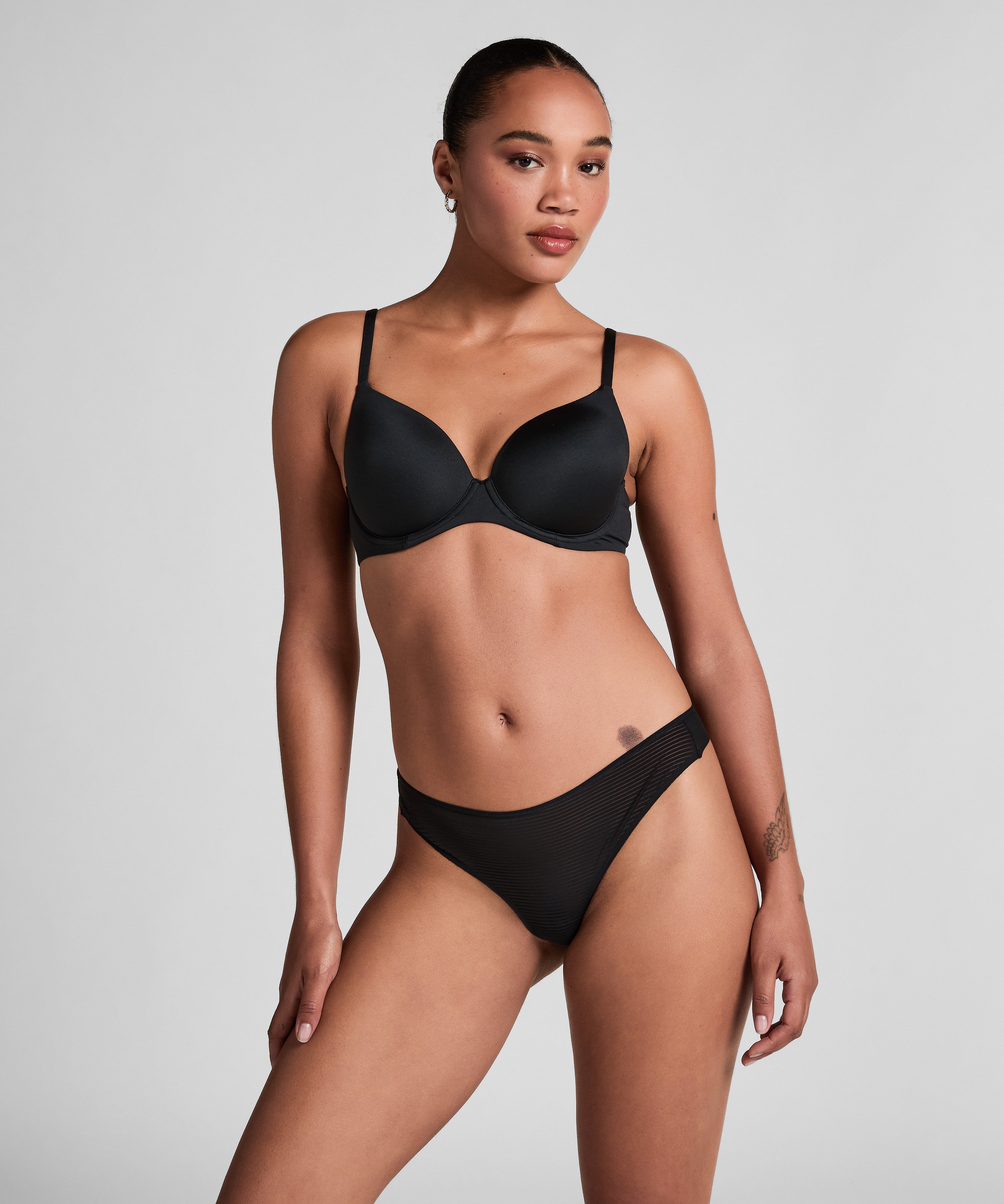 Invisible thong Stripe mesh, Black, main