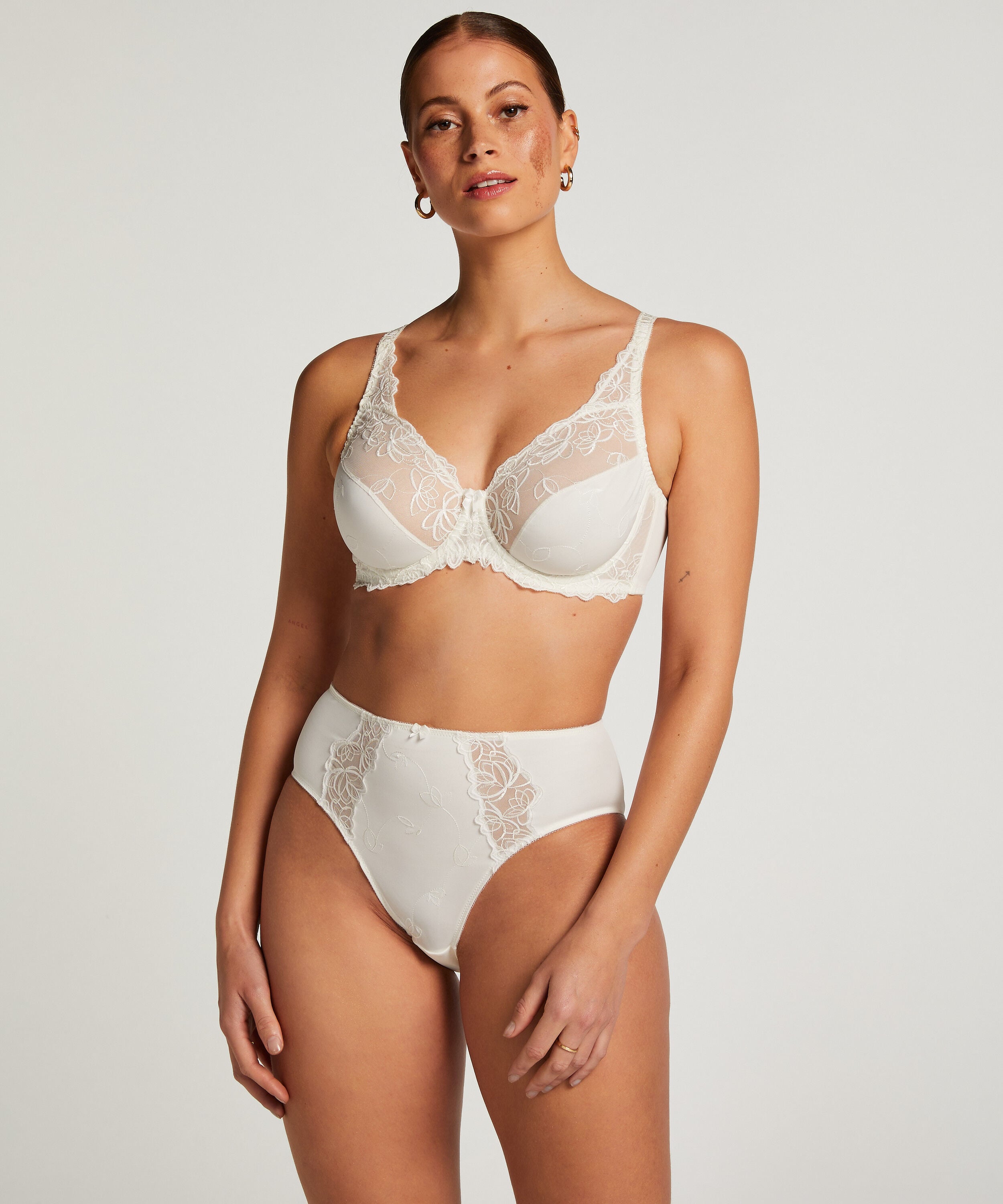 Diva Non-Padded Underwired Bra, White