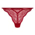 Isabelle Thong, Red