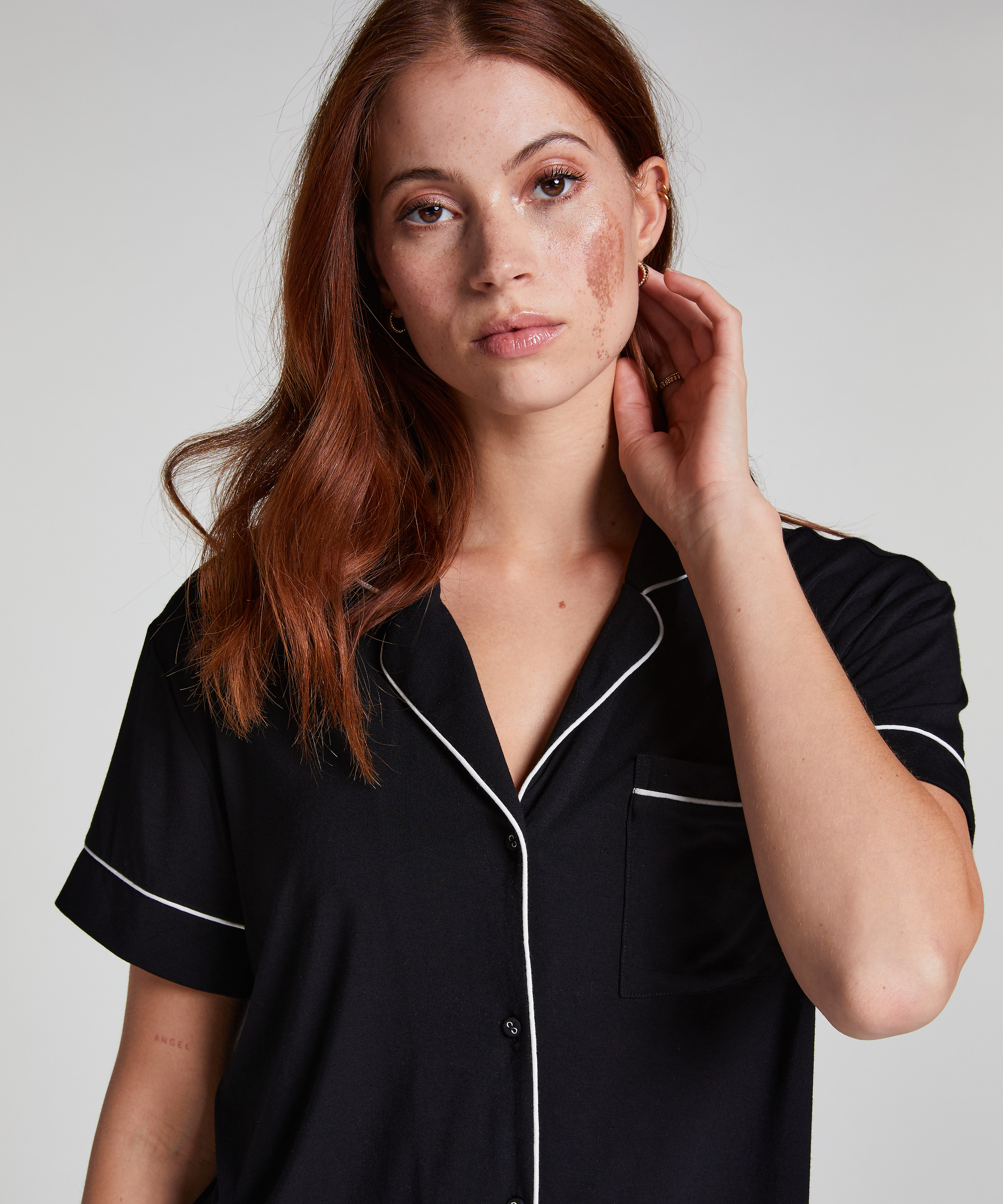 Essential Jersey Short-Sleeved Jacket, Black, main