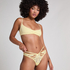 Wera Thong, Yellow