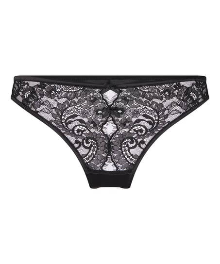 Thong Sylvia, Black