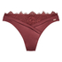 Zoe Thong, Red