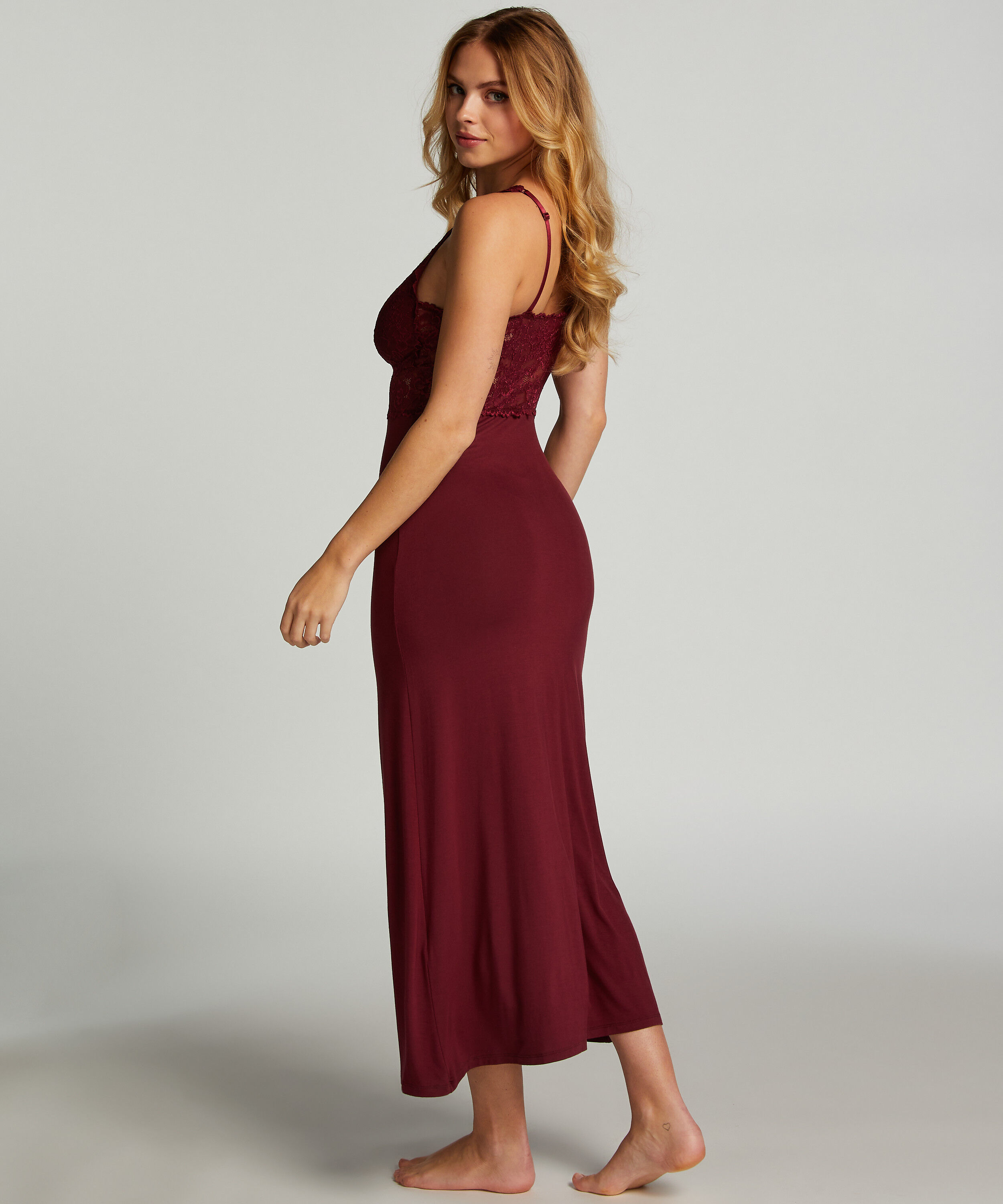 Nora Lace Long Slip Dress - Slip dresses & Babydolls - Hunkemöller