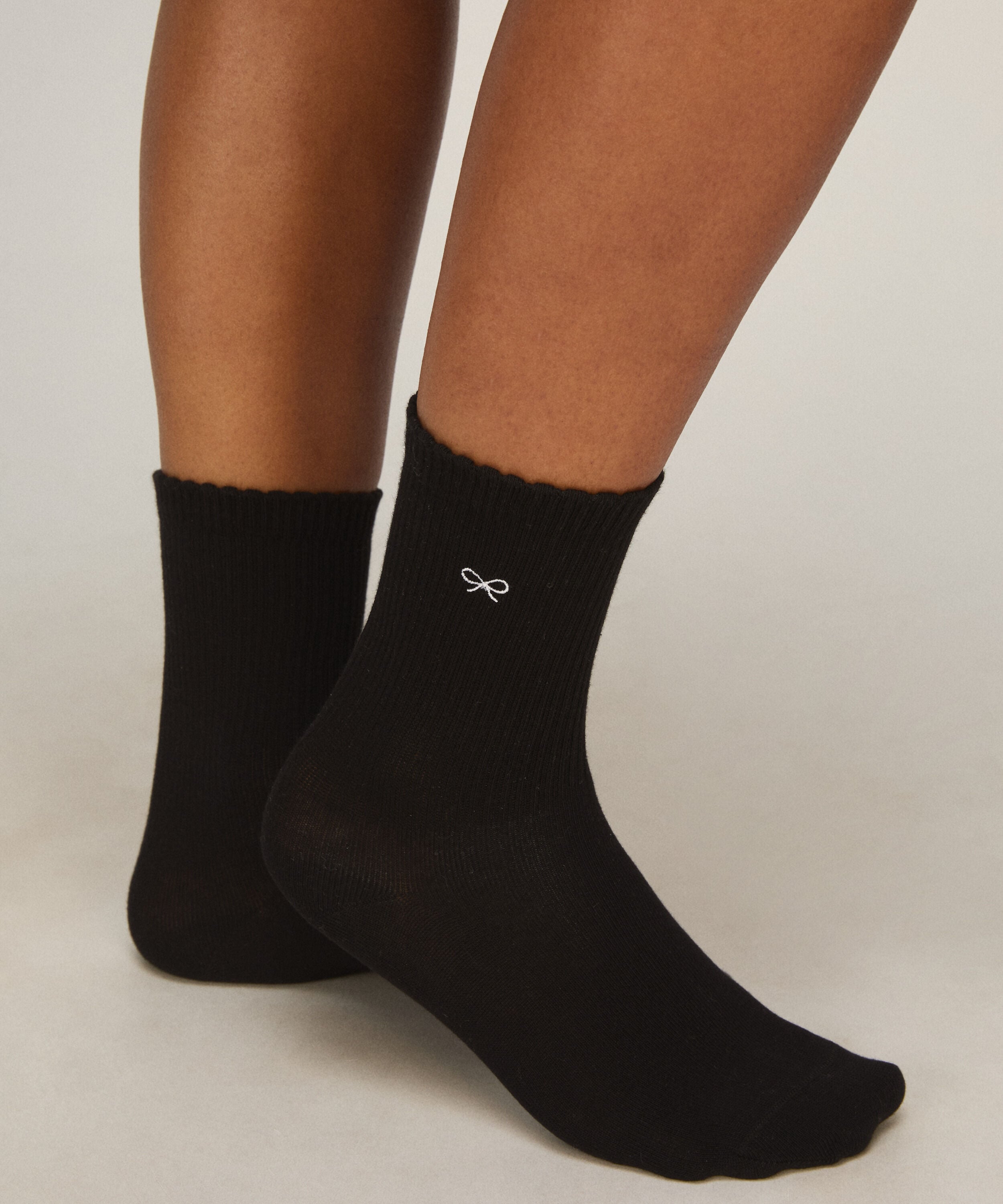 2 Pair Cotton Crew Socks, White