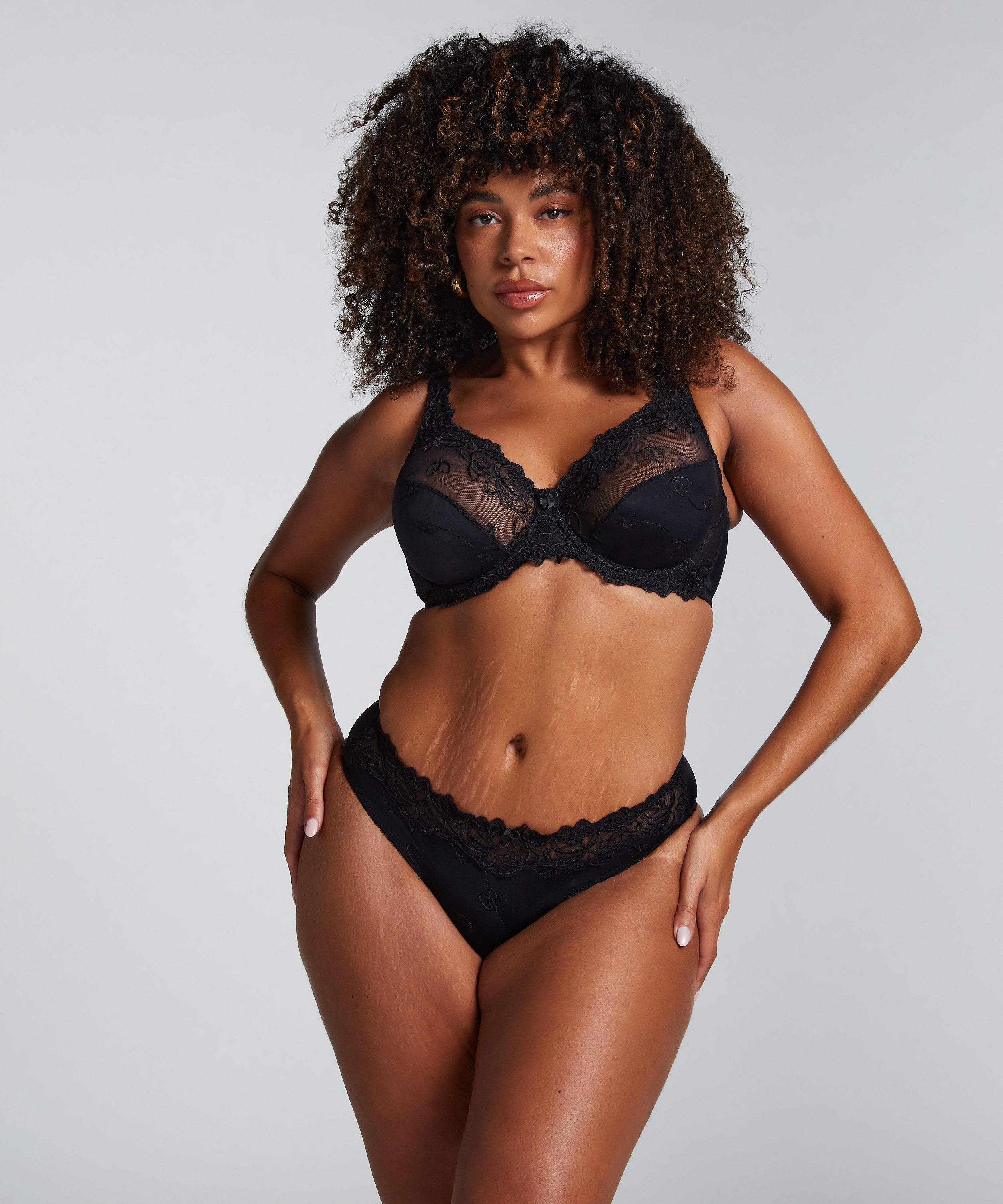 Diva thong short, Black, main