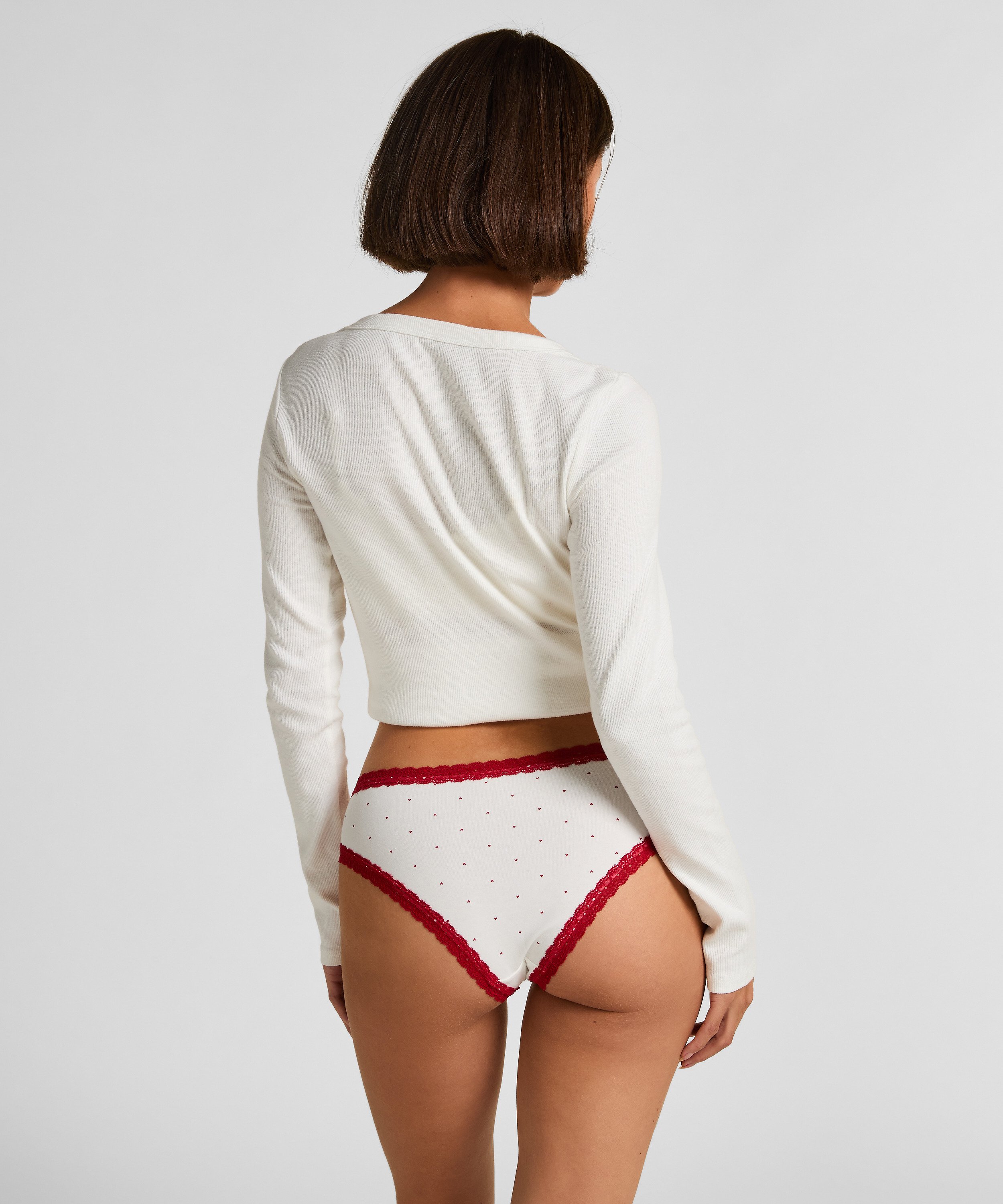 Georgia Brazilian, White, main