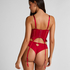 Marianna Bustier, Red